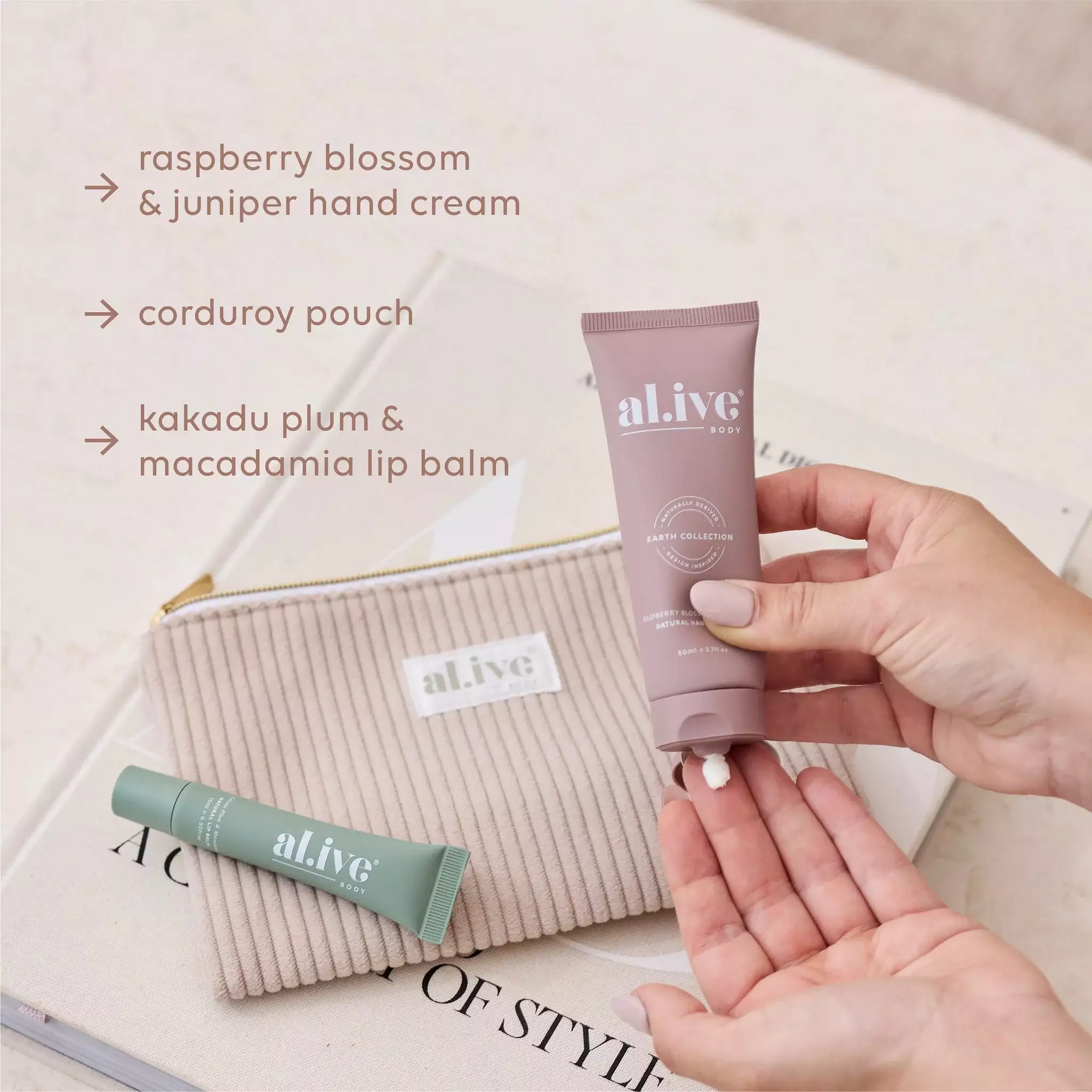 Al.ive Body Hand & Lip Gift Set - A Moment To Bloom