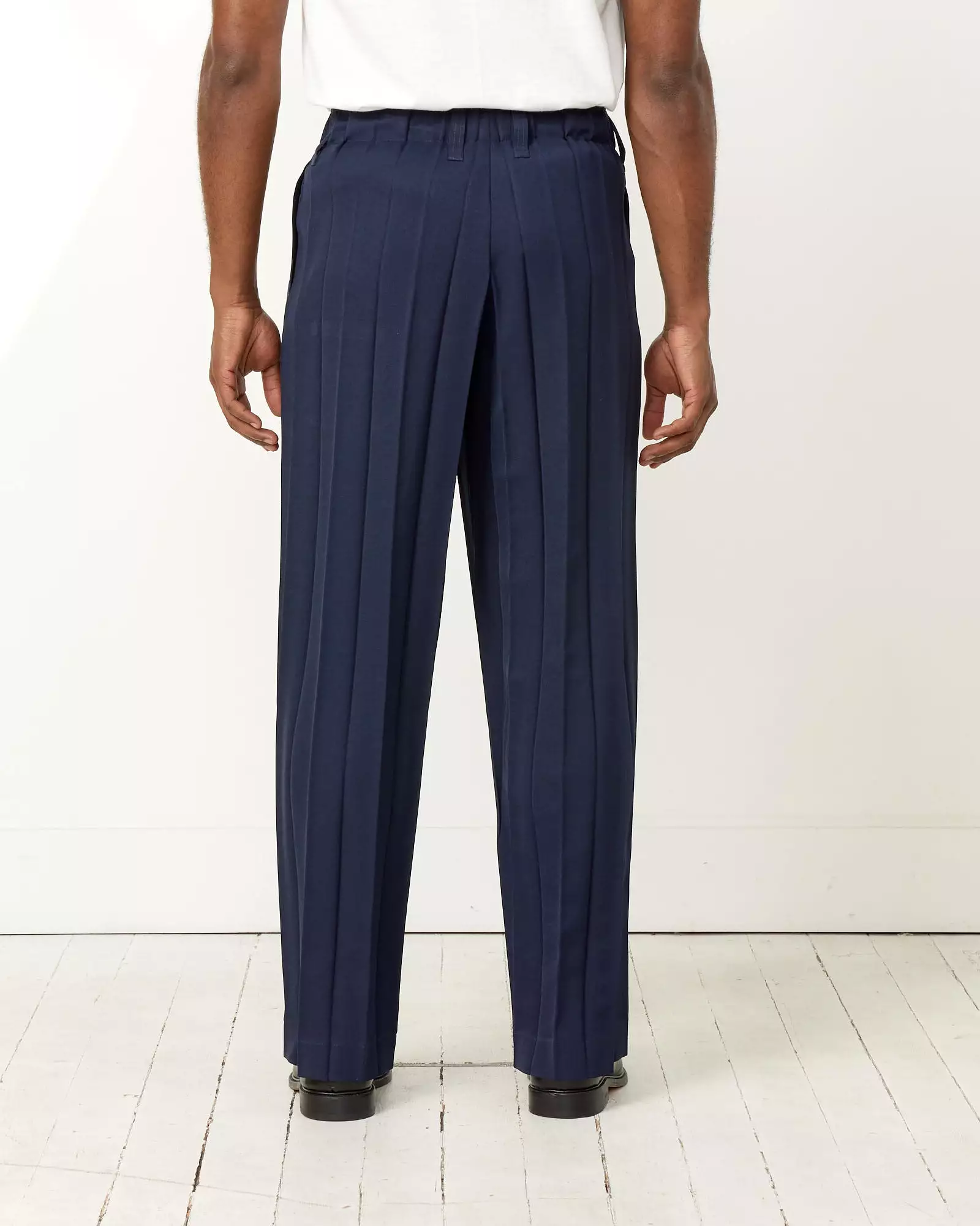 Edge Essemble Pant in Navy