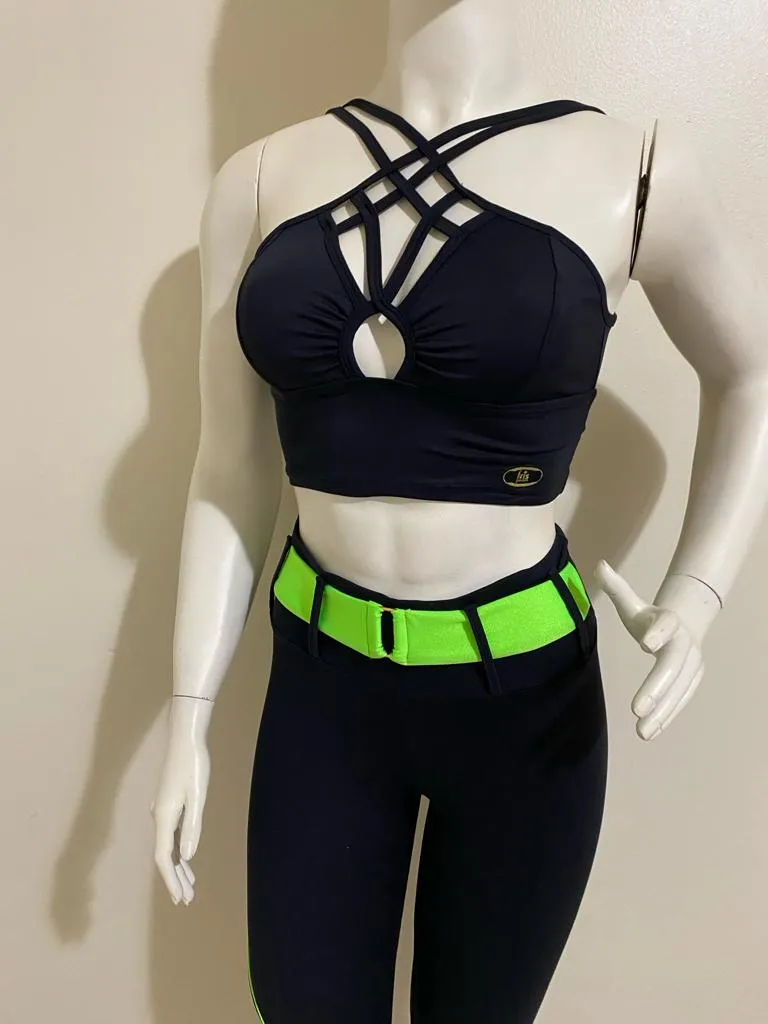 IRISFITNESS BLACK LEGGING GREEN DETAIL AND TOP  SET NO RETURN