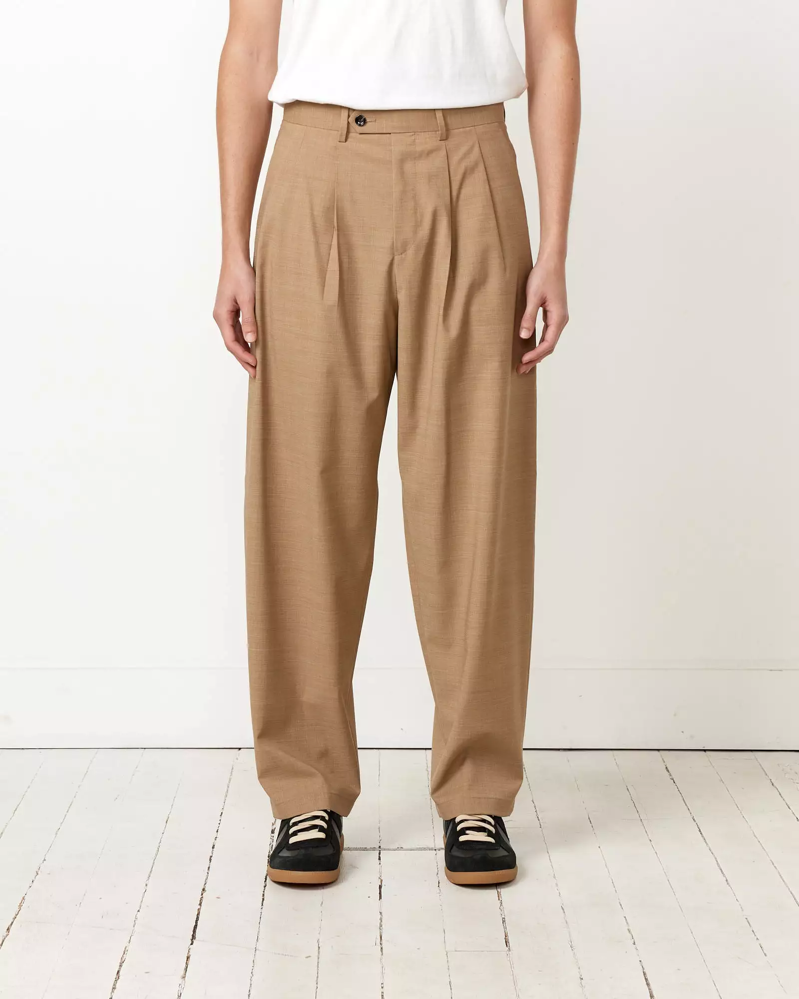 Nylon Wool Trousers in Camel