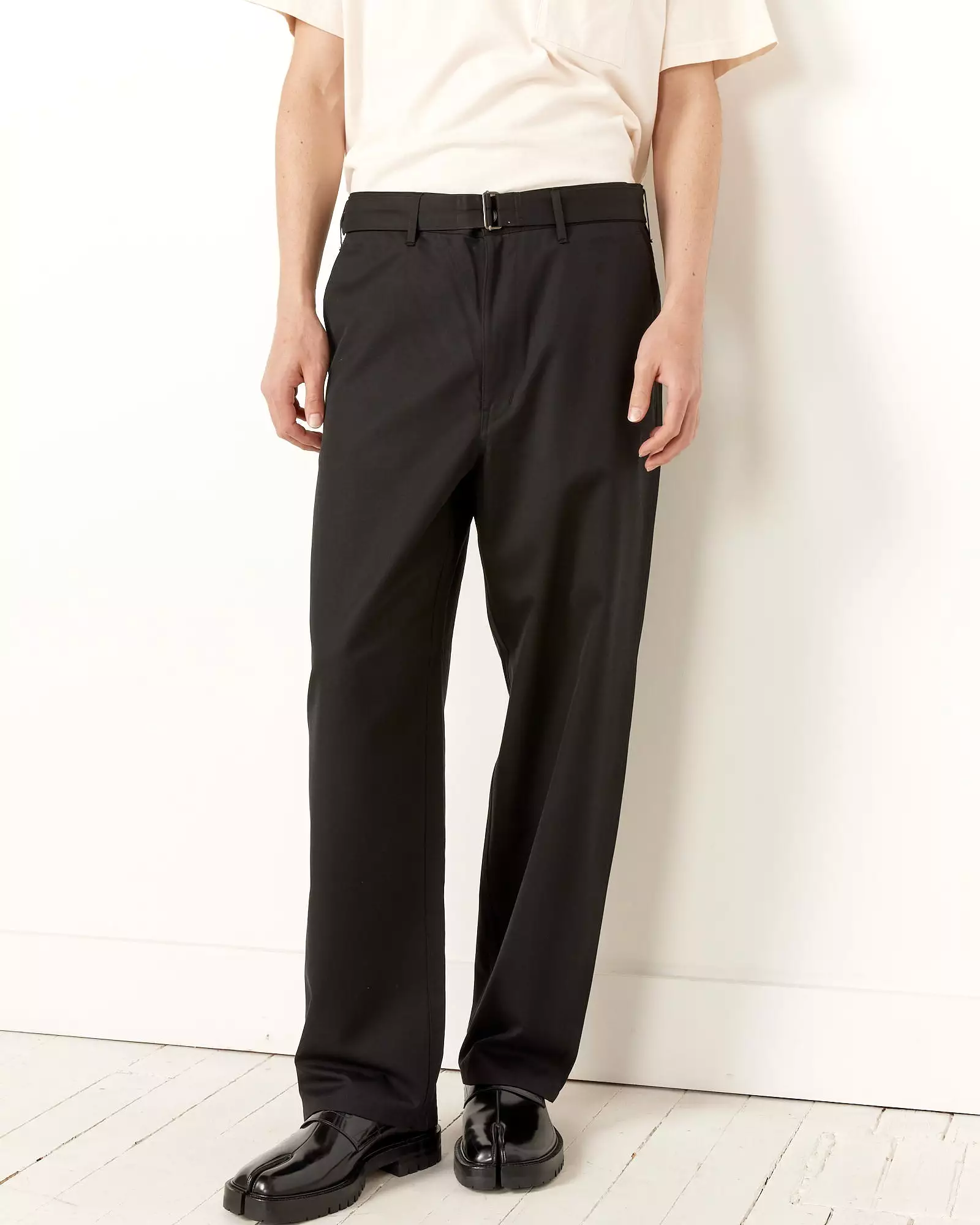 Silk Chambray Belted Pant in Black