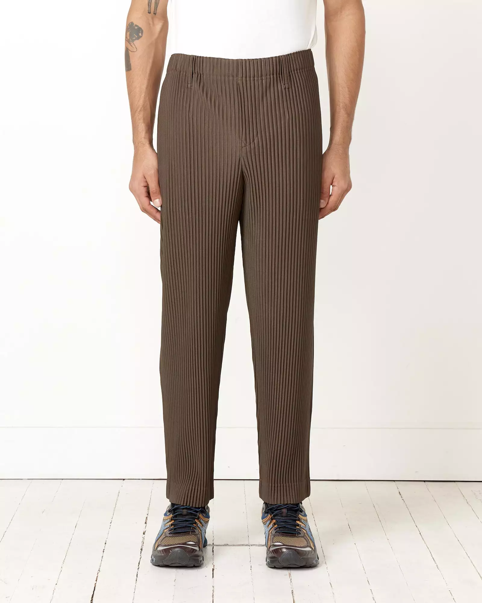 Tailored Pleats 1 Pant in Dark Khaki