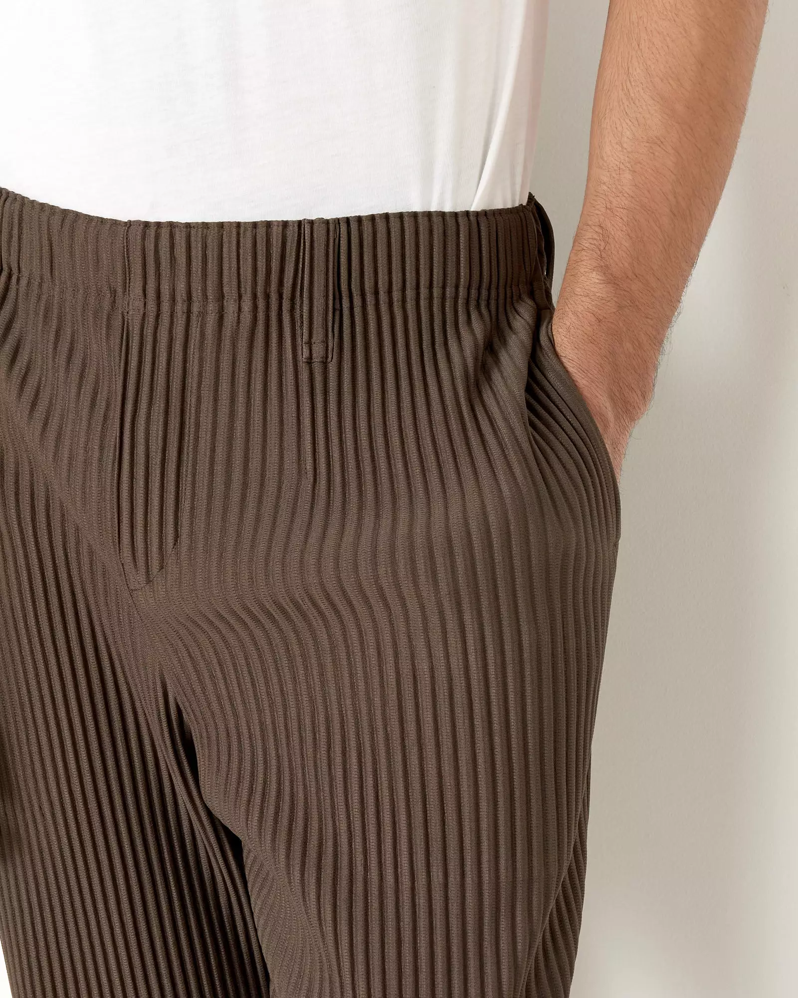 Tailored Pleats 1 Pant in Dark Khaki