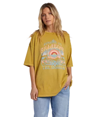 Women's Billabong Sunrise On The Beach Boyfriend T-Shirt