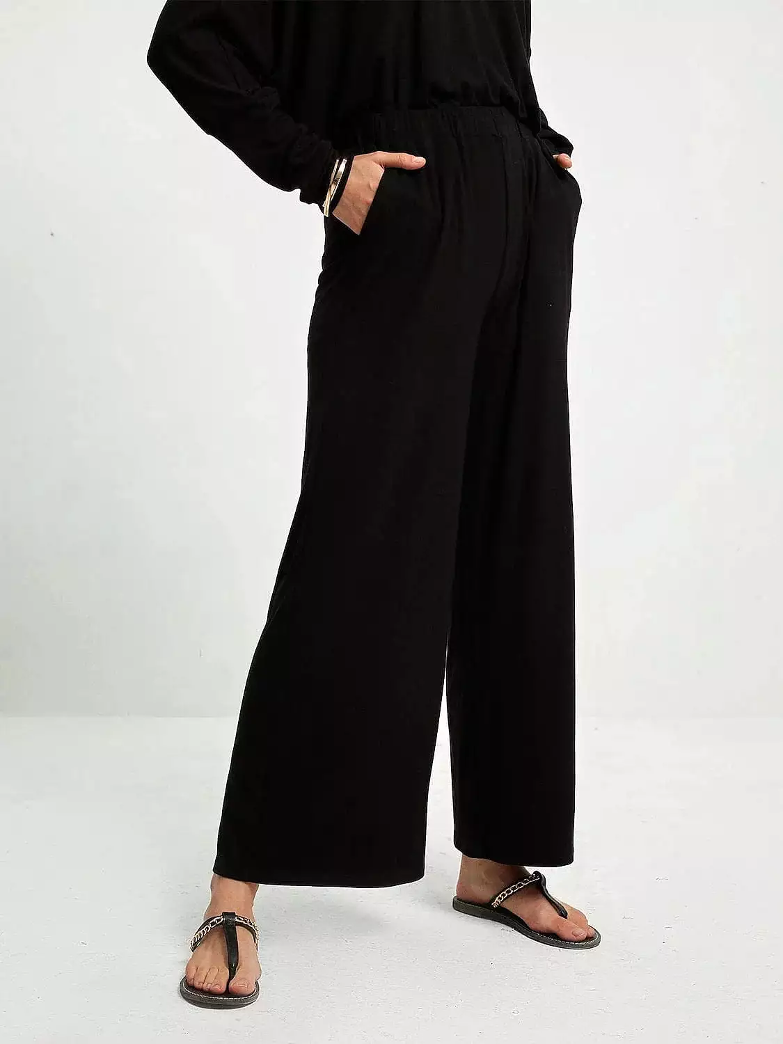 Women's Black Long Sleeve Loose Fit Trousers